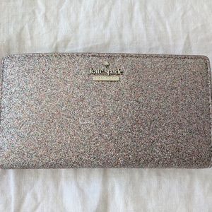 Kate Spade New York Burgess Court Wallet